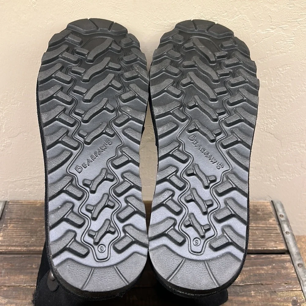 BearPaw Luna Black Short‎ Boots Women’s Size 9 - NEW